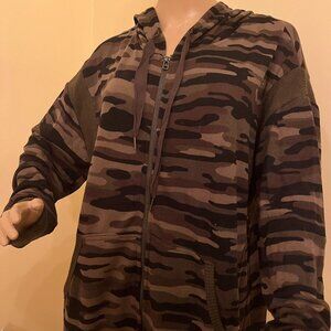C&C California Camo Hooded Zip Sweater - NEW